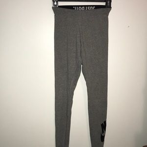 Grey Nike leggings
